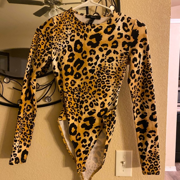 backless leopard long sleeve  bodysuit - Picture 1 of 2